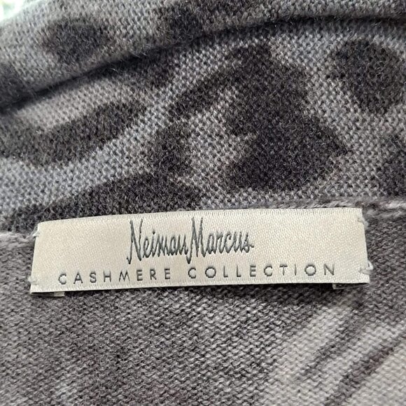 Neiman Marcus Size XS 100% Cashmere Open Front Cardigan Gray/Animal/Floral - Picture 7 of 10